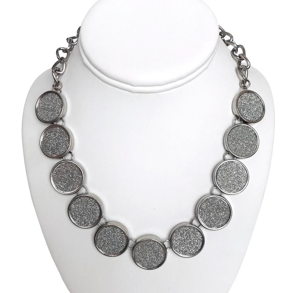 NY & Co Silver Glitter Disc Necklace